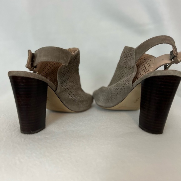 Tahari Size 7 1/2M Suede Taupe Perforated Open Toe Heeled Shoes - Picture 13 of 16